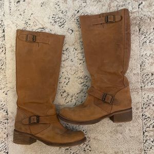 Kenzie suede boots